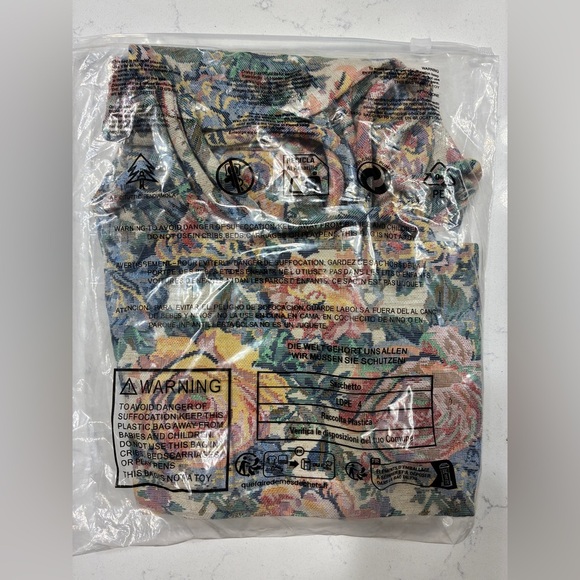 VICI Dolls Lotus Front Tie Floral Crop Halter Small Medium Large - Picture 6 of 9